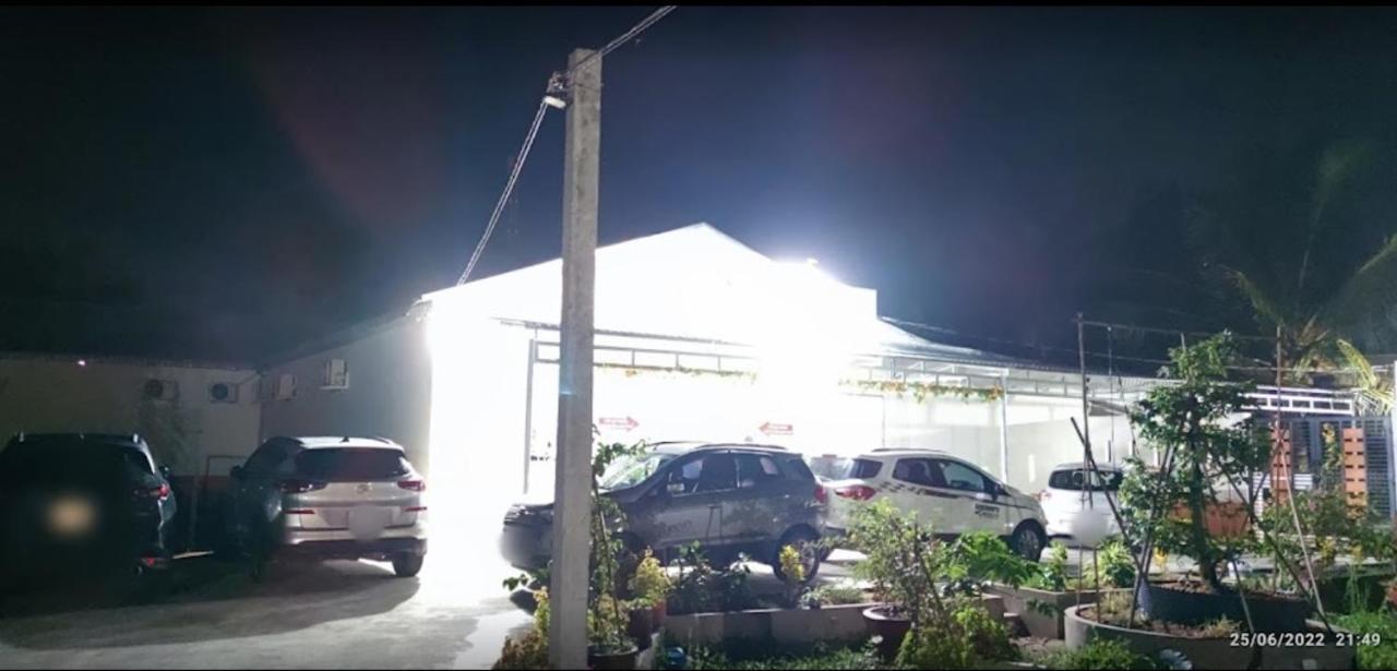 Nha Nghi Truc May Ben Tre Экстерьер фото